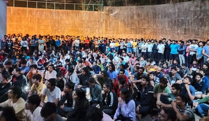 IIT बॉम्बे में सातवीं मंजिल से गिरकर दलित छात्र की मौत, जातीय भेदभाव के आरोप लगे