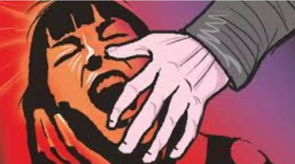 Pratapgarh Gangrape: सभासद की पत्नी से दरिंदगी, गैंगरेप के बाद प्राइवेट पार्ट में डाला रॉड