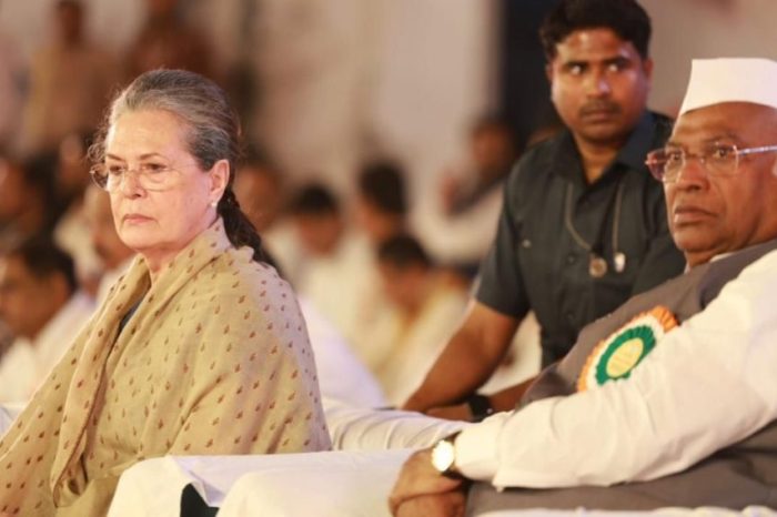 Sonia hints at retirement from politics, spoke at the party's Raipur session