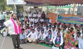 Dalits stage protest demanding grounding of Dalit Bandhu units in Nalgonda