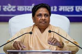 Not Tying Up with ‘Dalit-Virodhi’ SP Party; Mayawati Stresses Alliance ‘Never Proved Beneficial’ to BSP