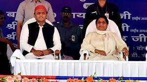 Target on SP: Mayawati reminded of guest house incident, expressed threat of insecurity and demanded change of office.