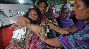 The bullies attacked the Dalit family, entered the house and looted and beat them; one shot dead