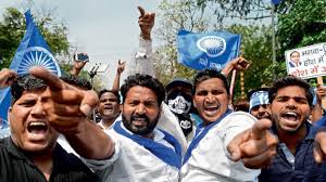 Bihar News: Supporters of a big party brutally beat up a Dalit youth, had refused to vote for this symbol