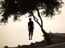 Bareilly Crime News: Body of a Dalit youth found hanging from a tree, was in love with a Muslim girl, police started investigation