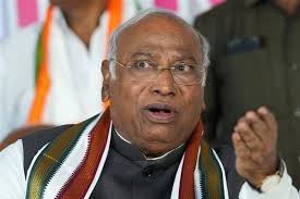 Dalits disrespected: BJP as Mallikarjun Kharge’s clip outside nomination venue goes viral