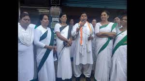 Congress members from Mysuru campaign for Priyanka in Wayanad